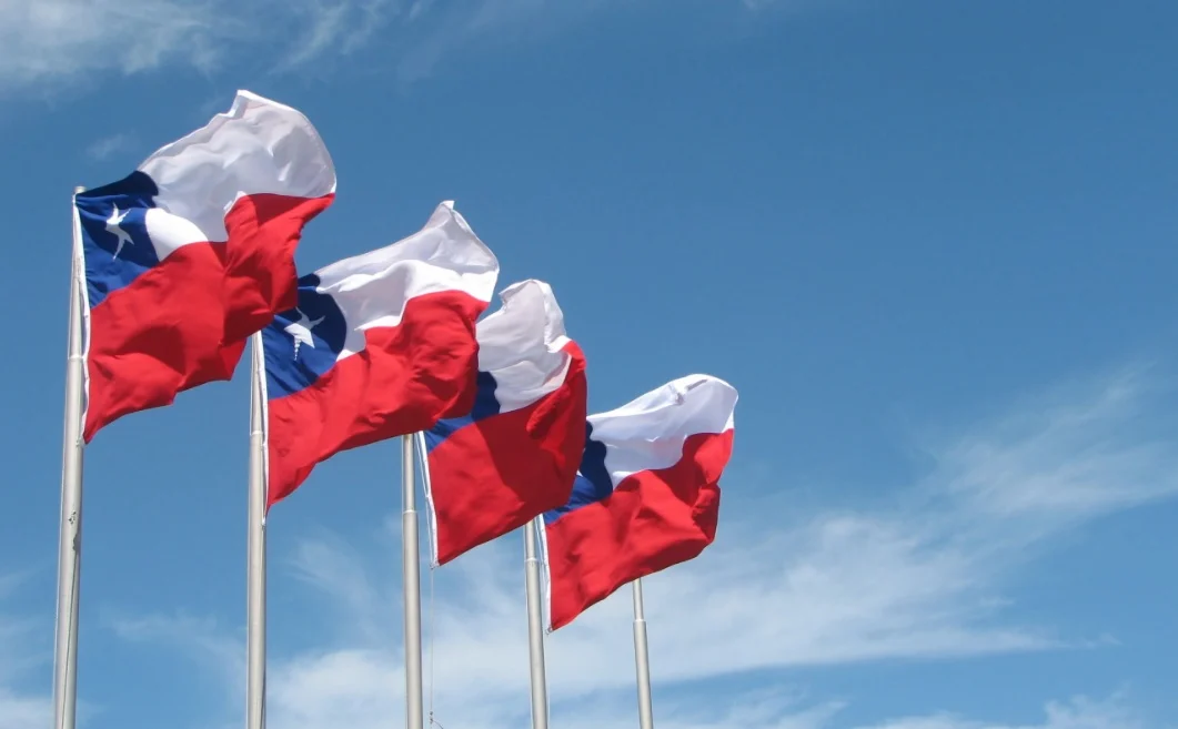 Leyes y normativas que debes conocer antes de visitar Chile