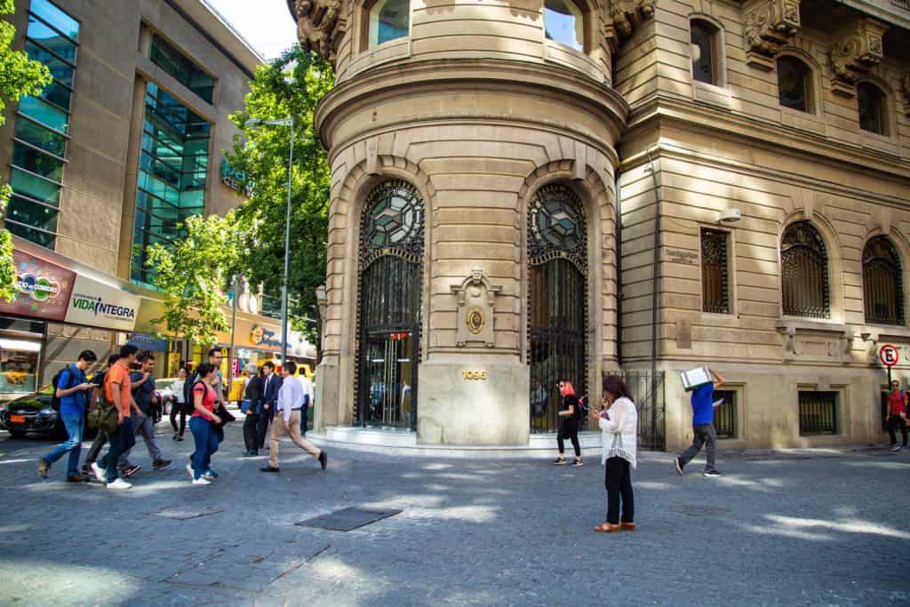 Carrera diplomática en Chile: requisitos, sueldos y cómo ingresar